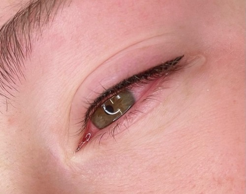 subtiele eyeliner boven